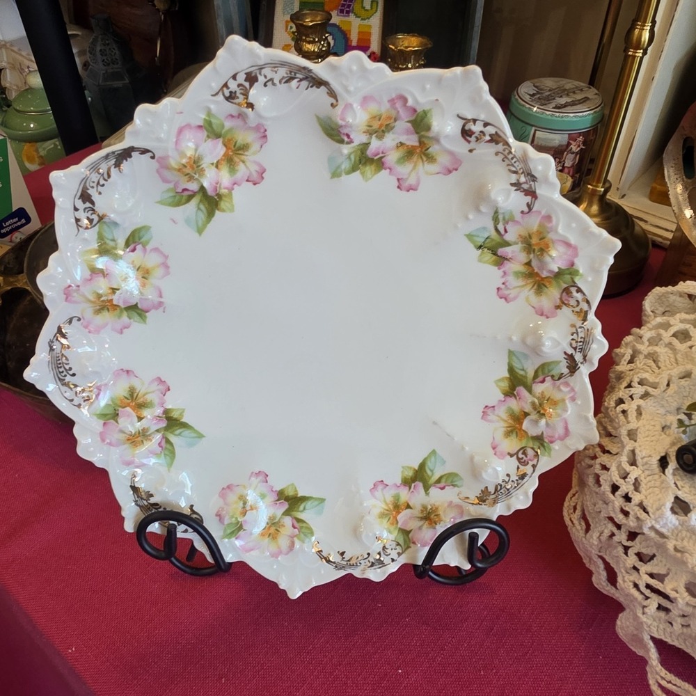 Antique 19th Century M Z Austria Stunning Scalloped Dogwood Flowers Plate 9.5"